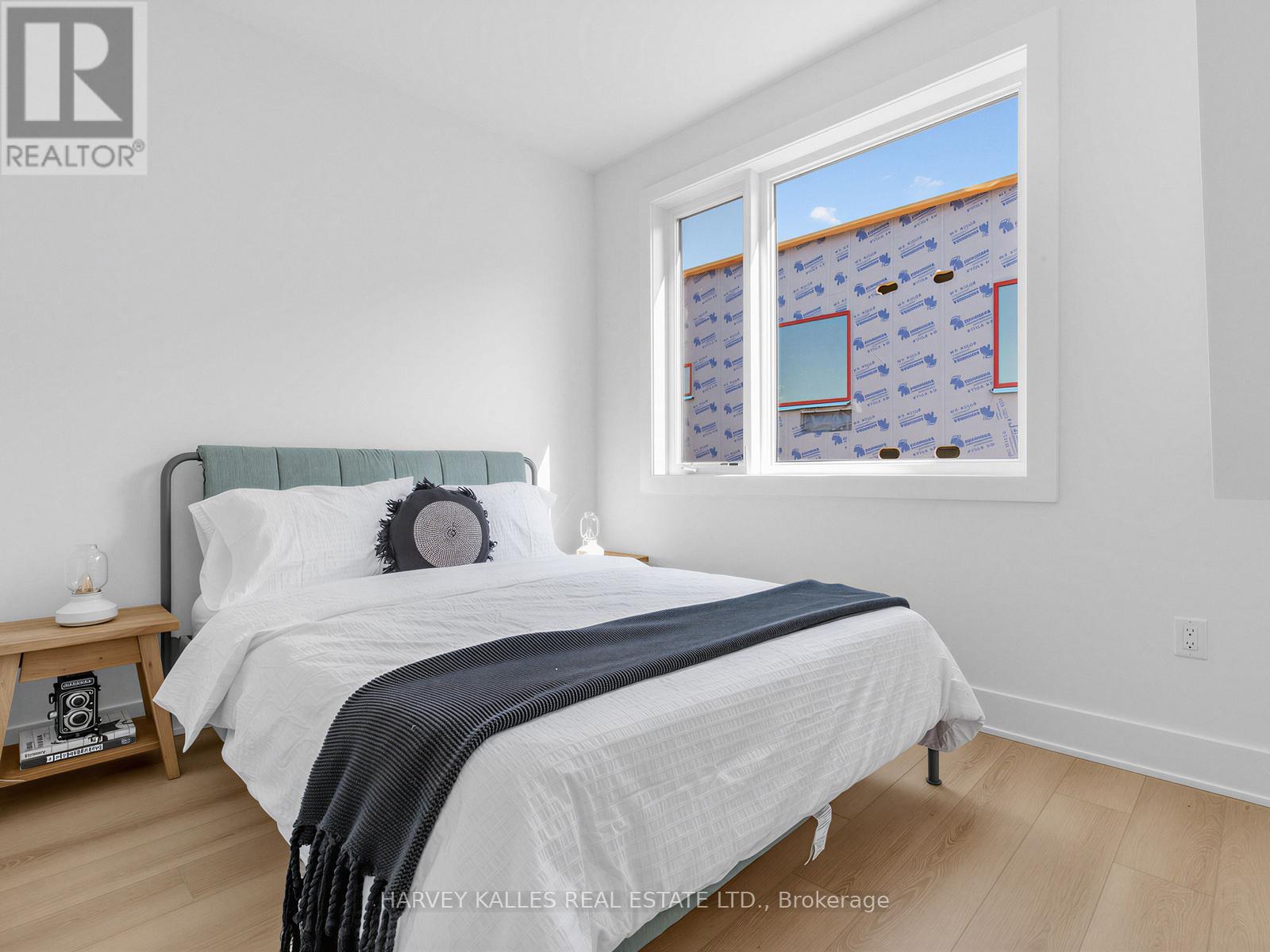 6A - 45 BELLEVUE AVENUE