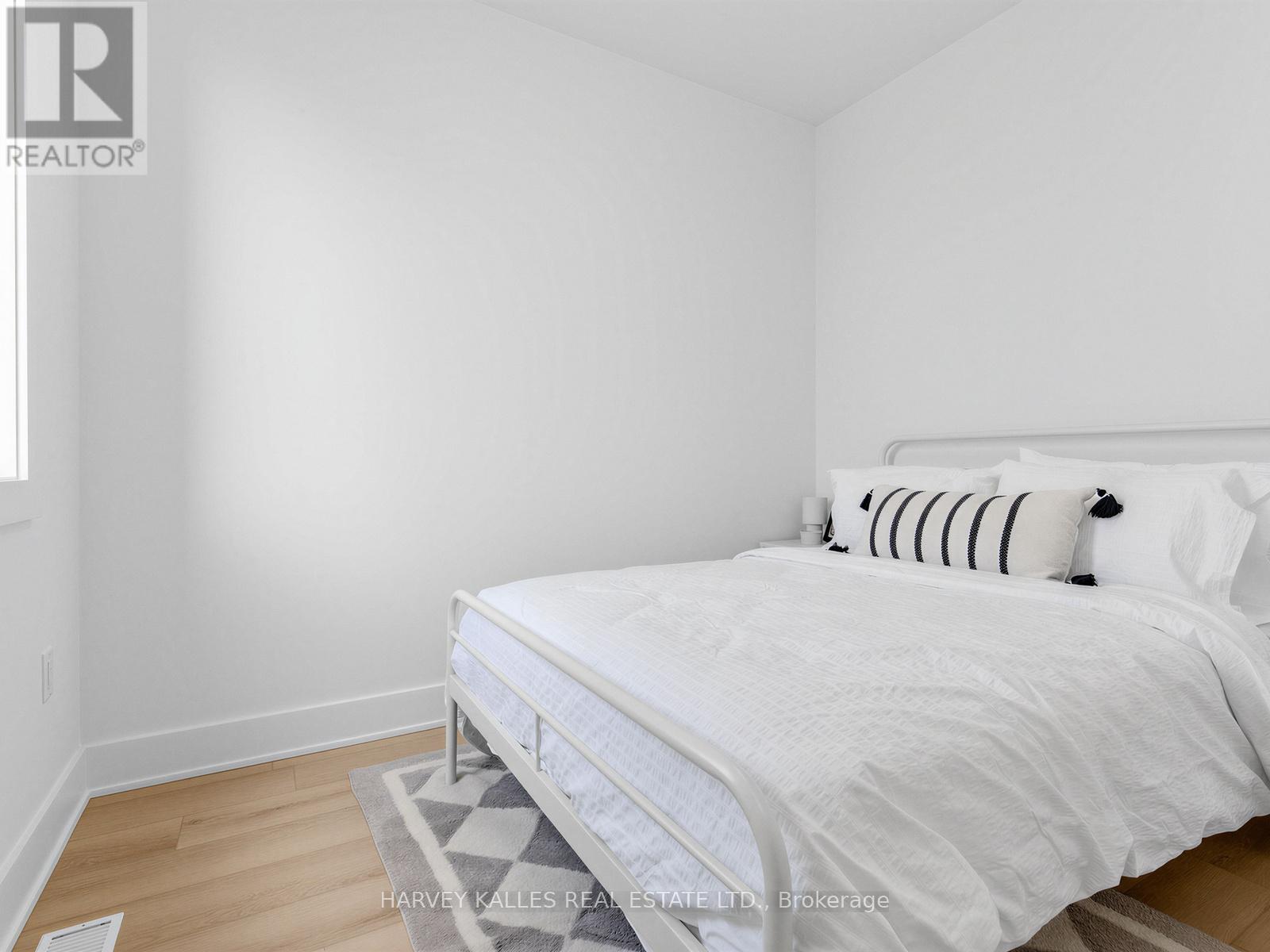 6A - 45 BELLEVUE AVENUE