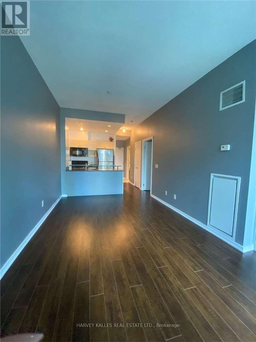 302 - 8 YORK STREET