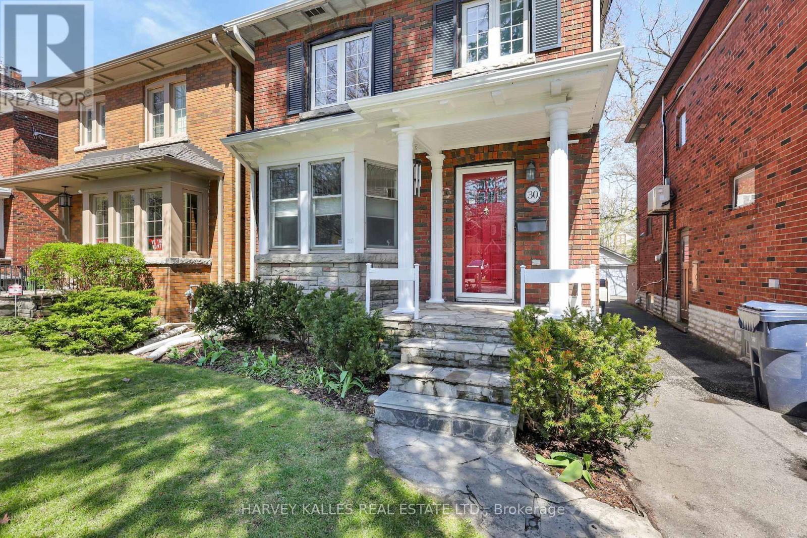 30 BRAESIDE ROAD
