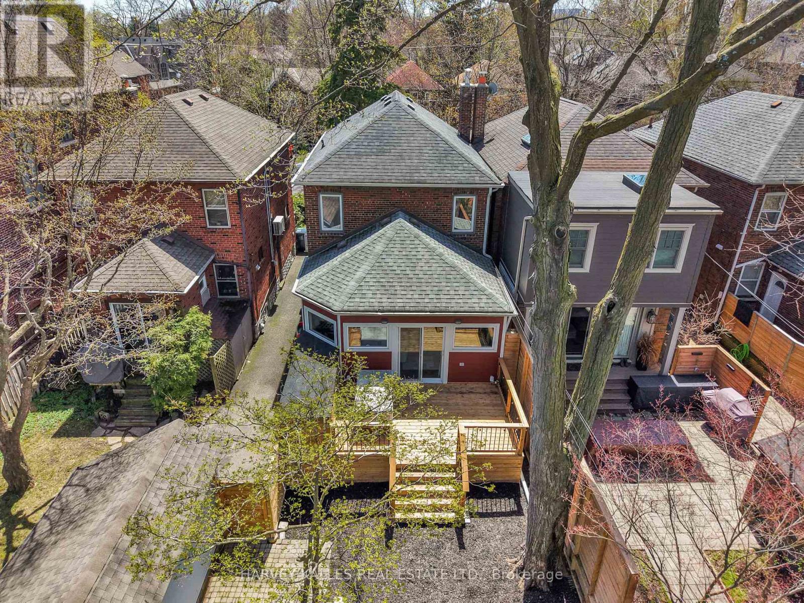 30 BRAESIDE ROAD