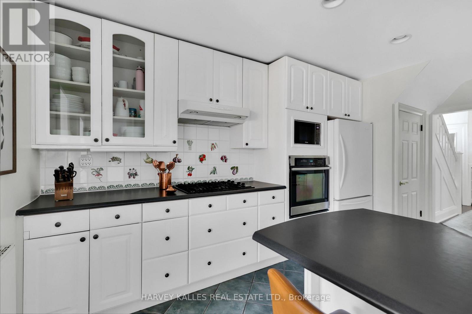 30 BRAESIDE ROAD