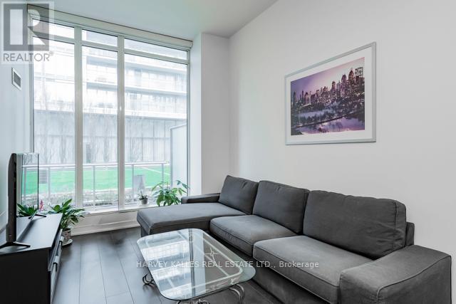 TH12 - 121 MCMAHON DRIVE