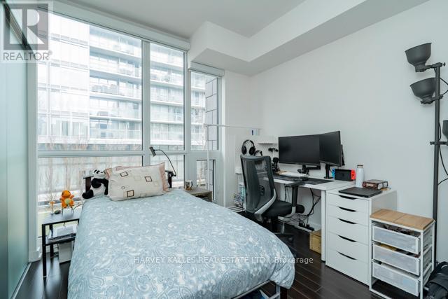TH12 - 121 MCMAHON DRIVE