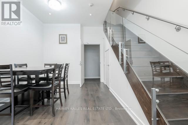TH12 - 121 MCMAHON DRIVE