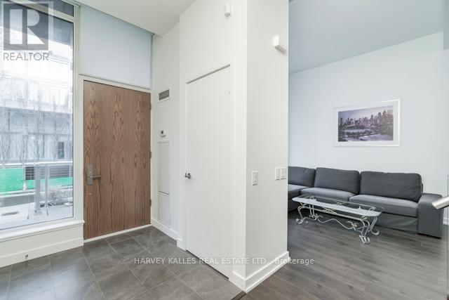 TH12 - 121 MCMAHON DRIVE