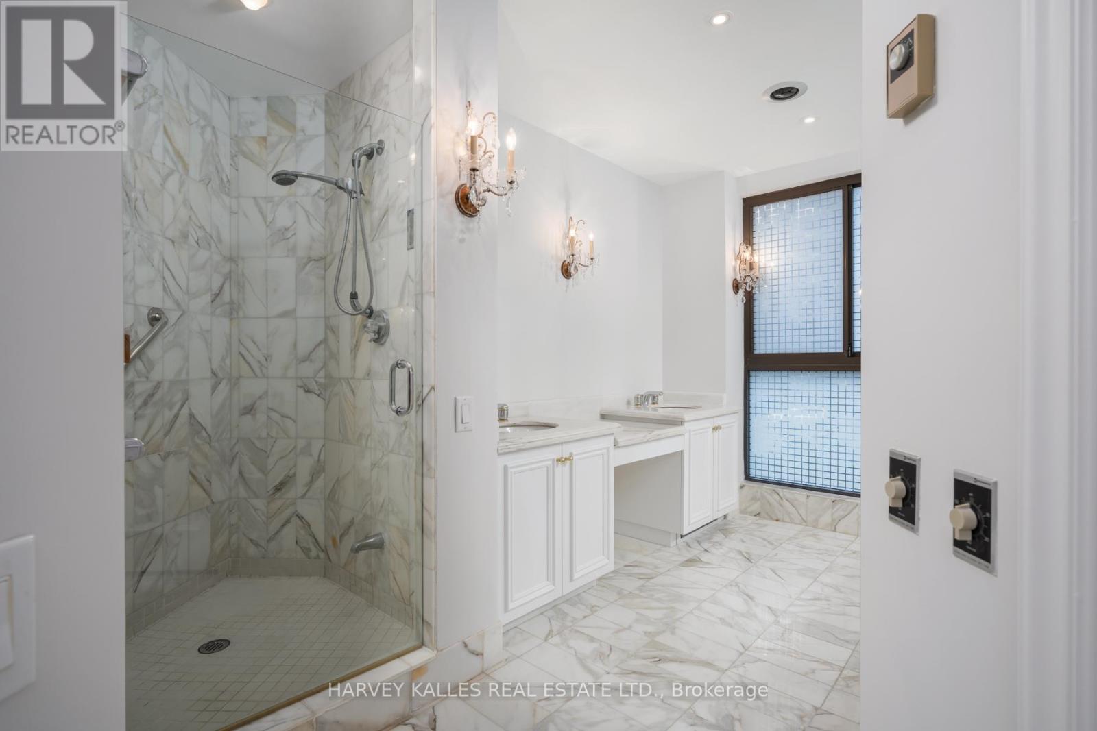 204 - 70 ROSEHILL AVENUE