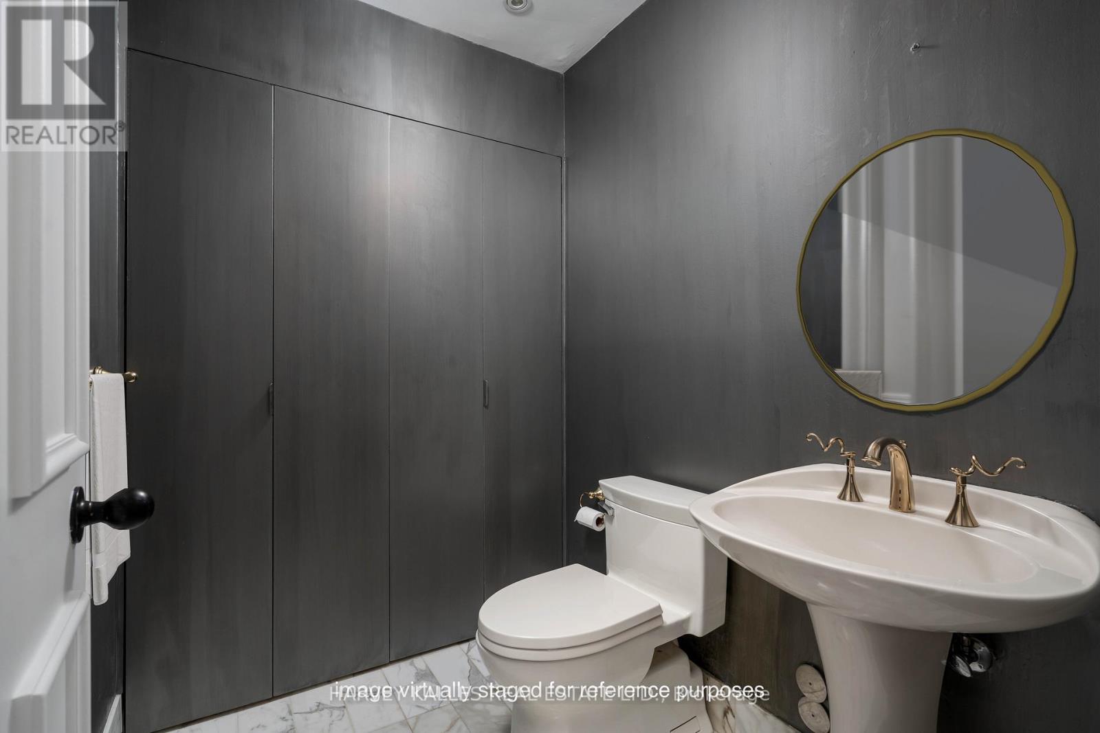 204 - 70 ROSEHILL AVENUE