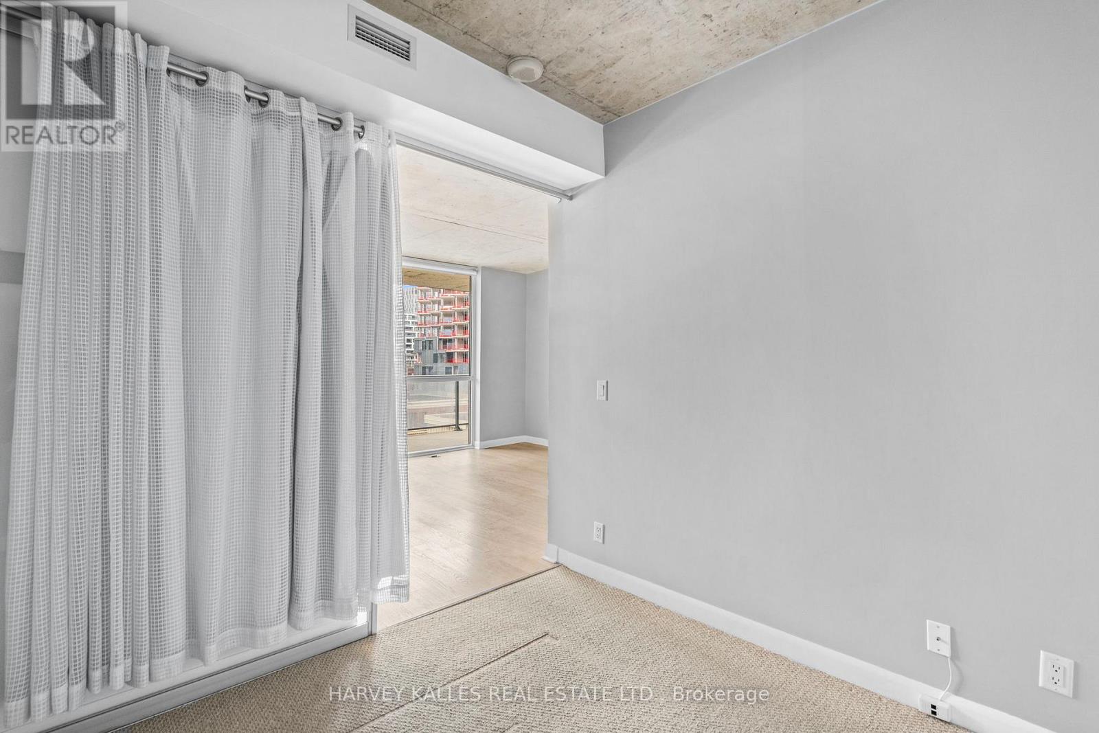 712 - 478 KING STREET W