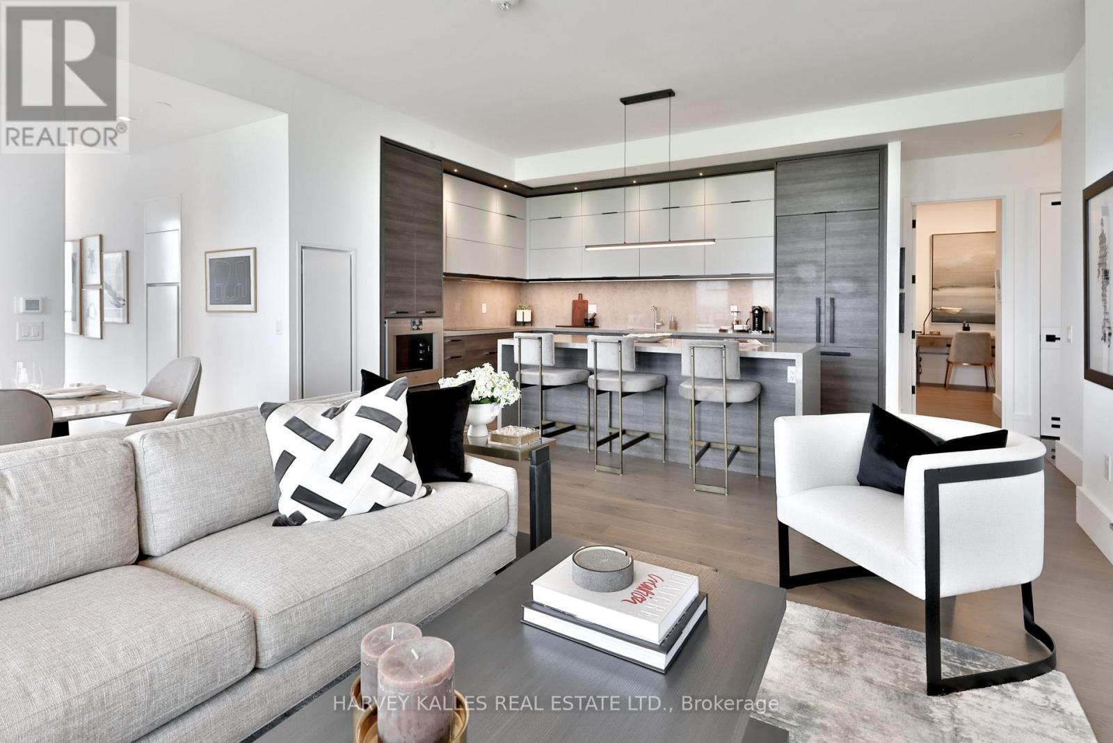 1804 - 215 LONSDALE ROAD