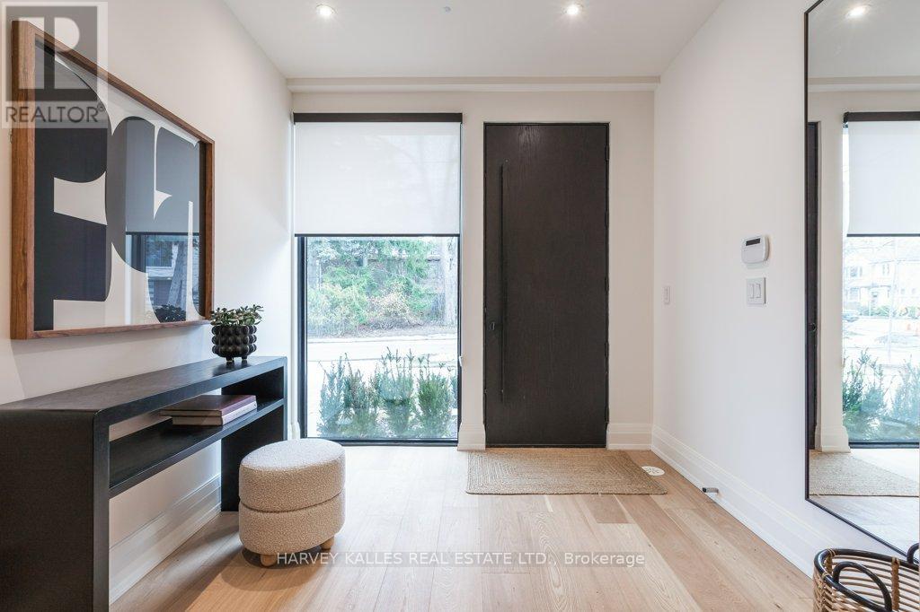 32 EVERGREEN GARDENS