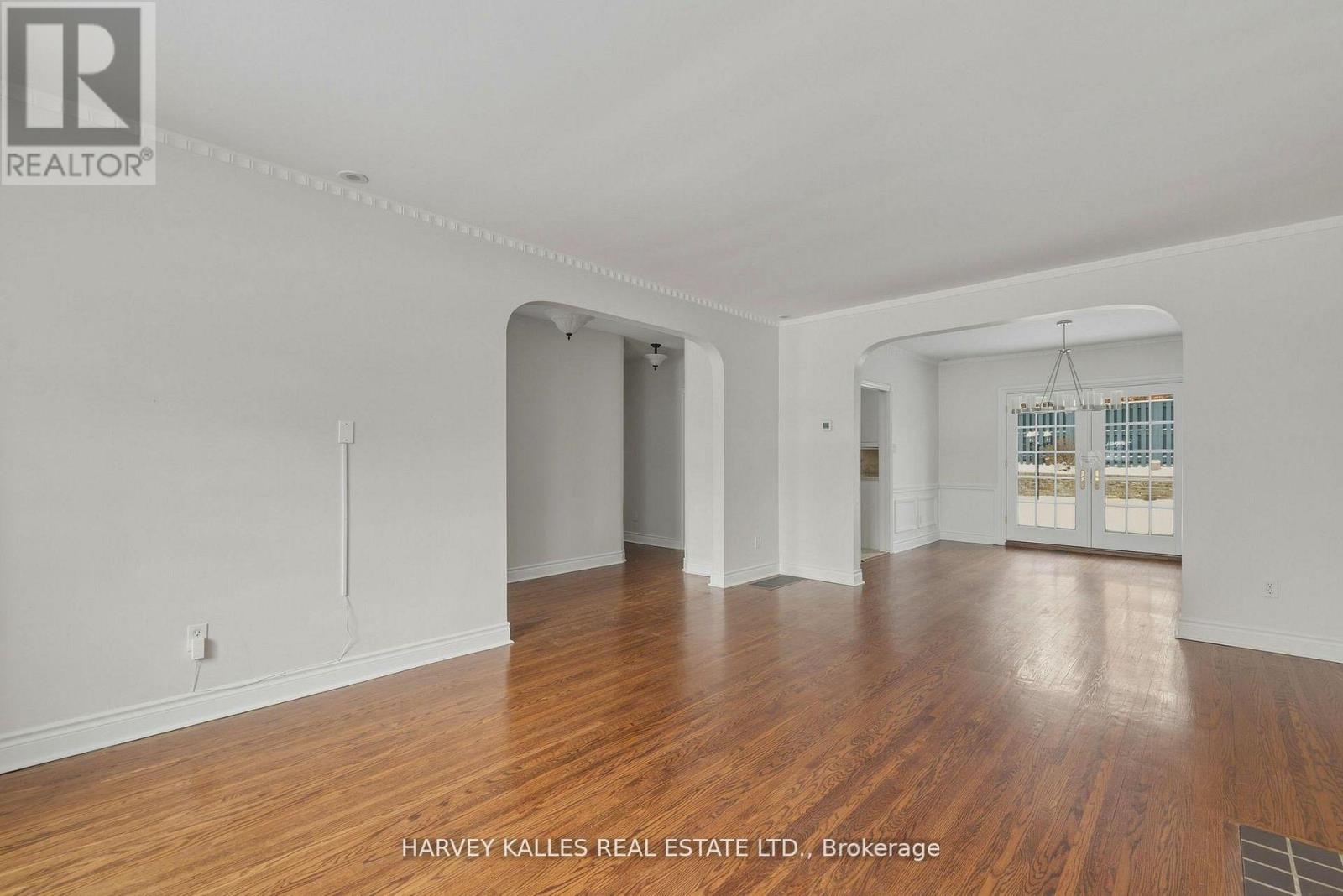 530 BLYTHWOOD ROAD