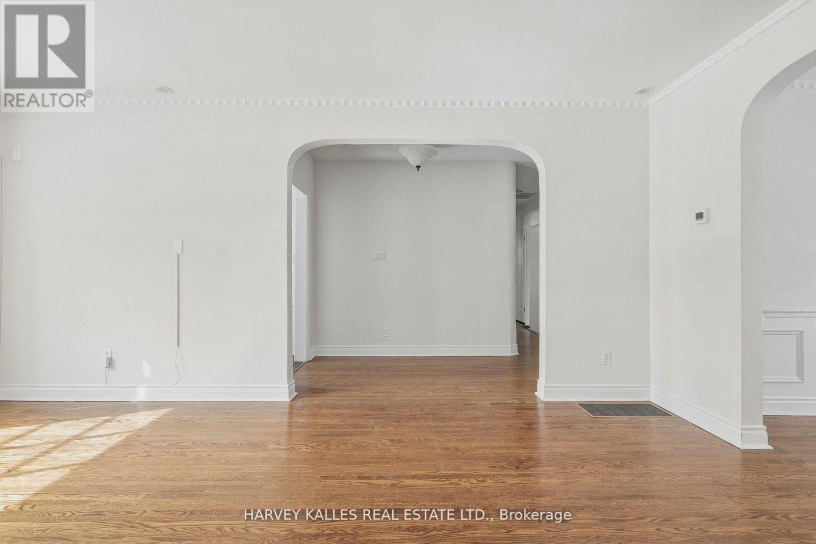 530 BLYTHWOOD ROAD