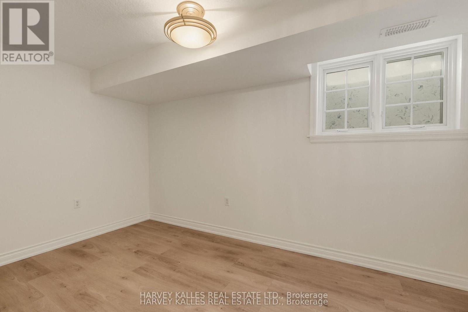 530 BLYTHWOOD ROAD