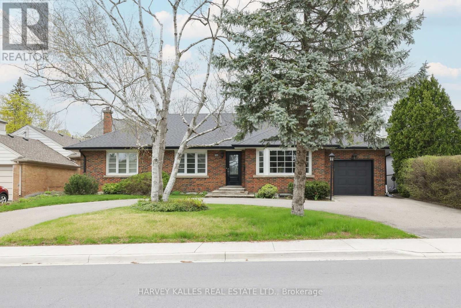 530 BLYTHWOOD ROAD
