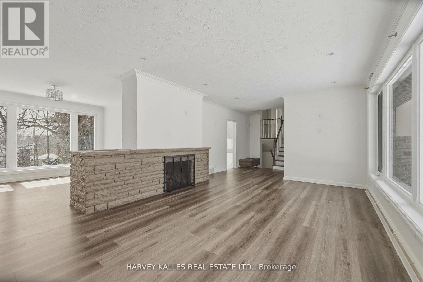537 BLYTHWOOD ROAD