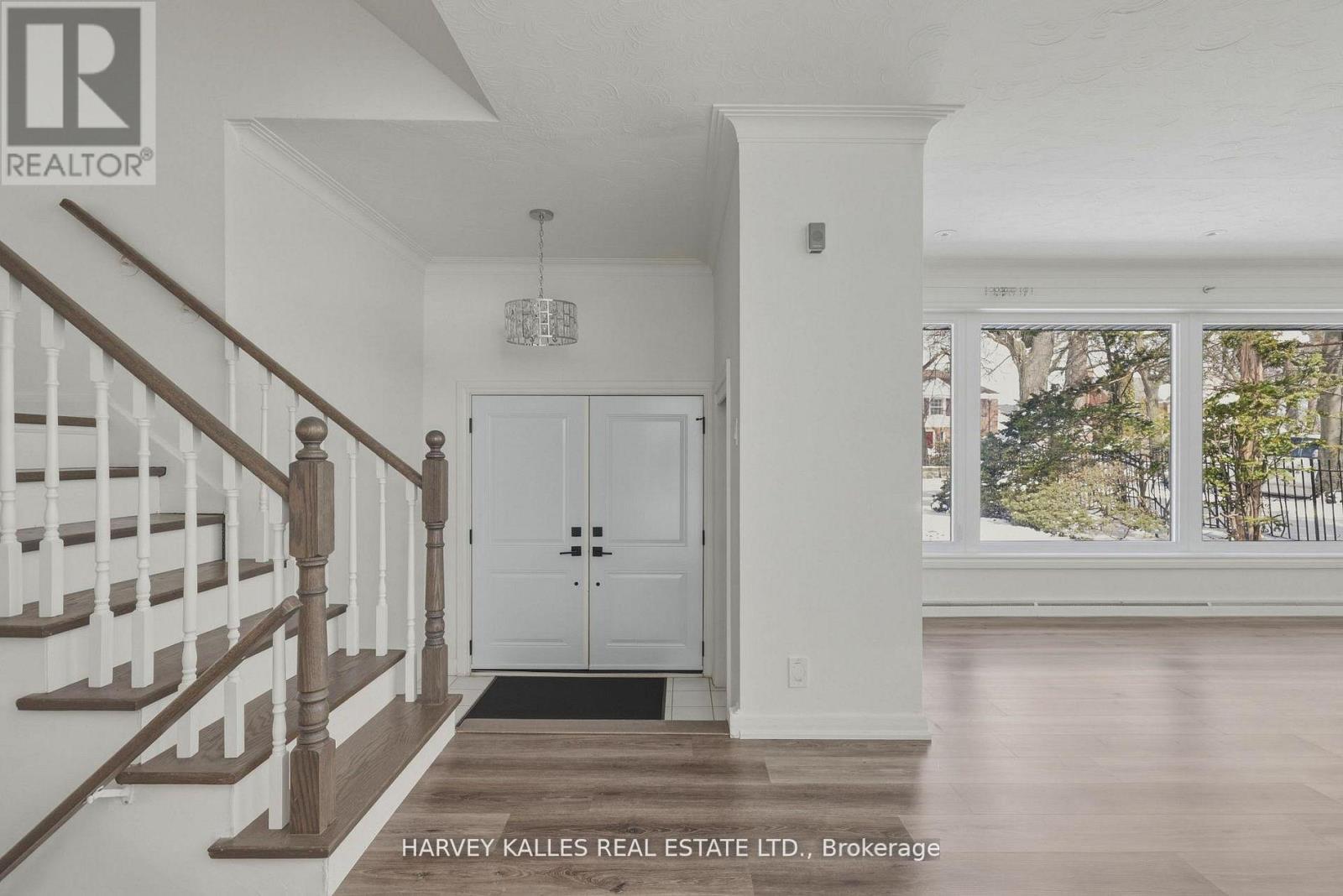 537 BLYTHWOOD ROAD