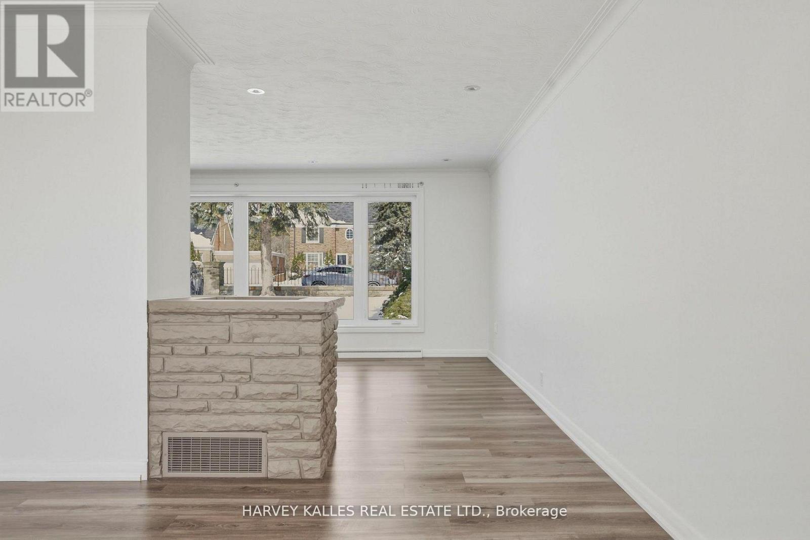 537 BLYTHWOOD ROAD