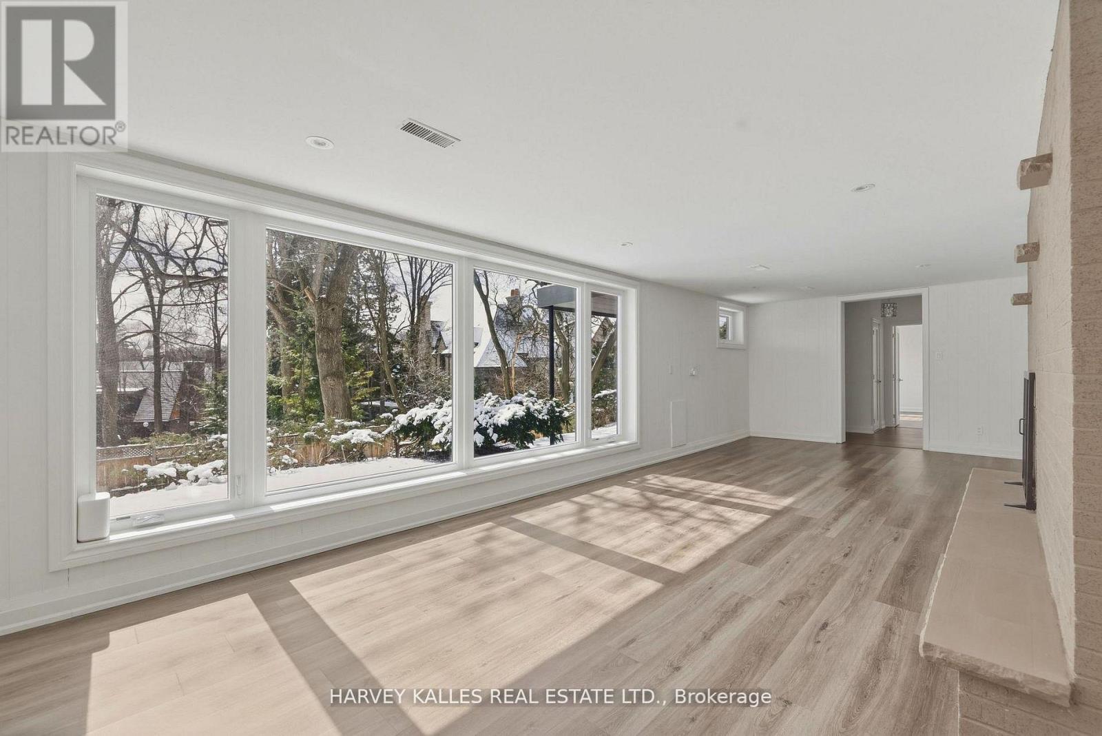 537 BLYTHWOOD ROAD