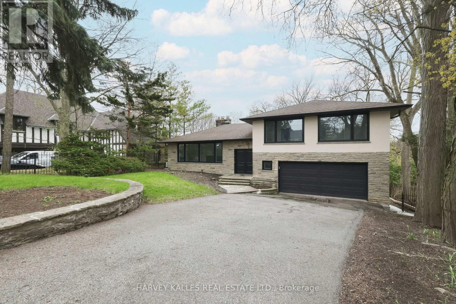 537 BLYTHWOOD ROAD