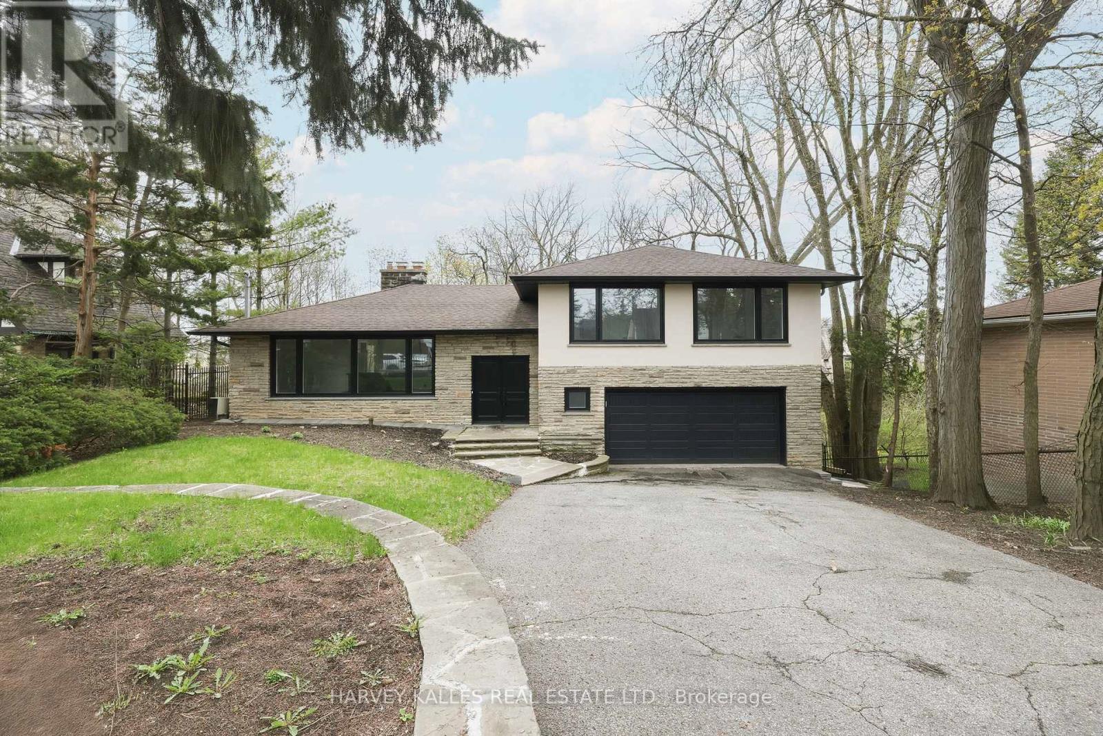 537 BLYTHWOOD ROAD