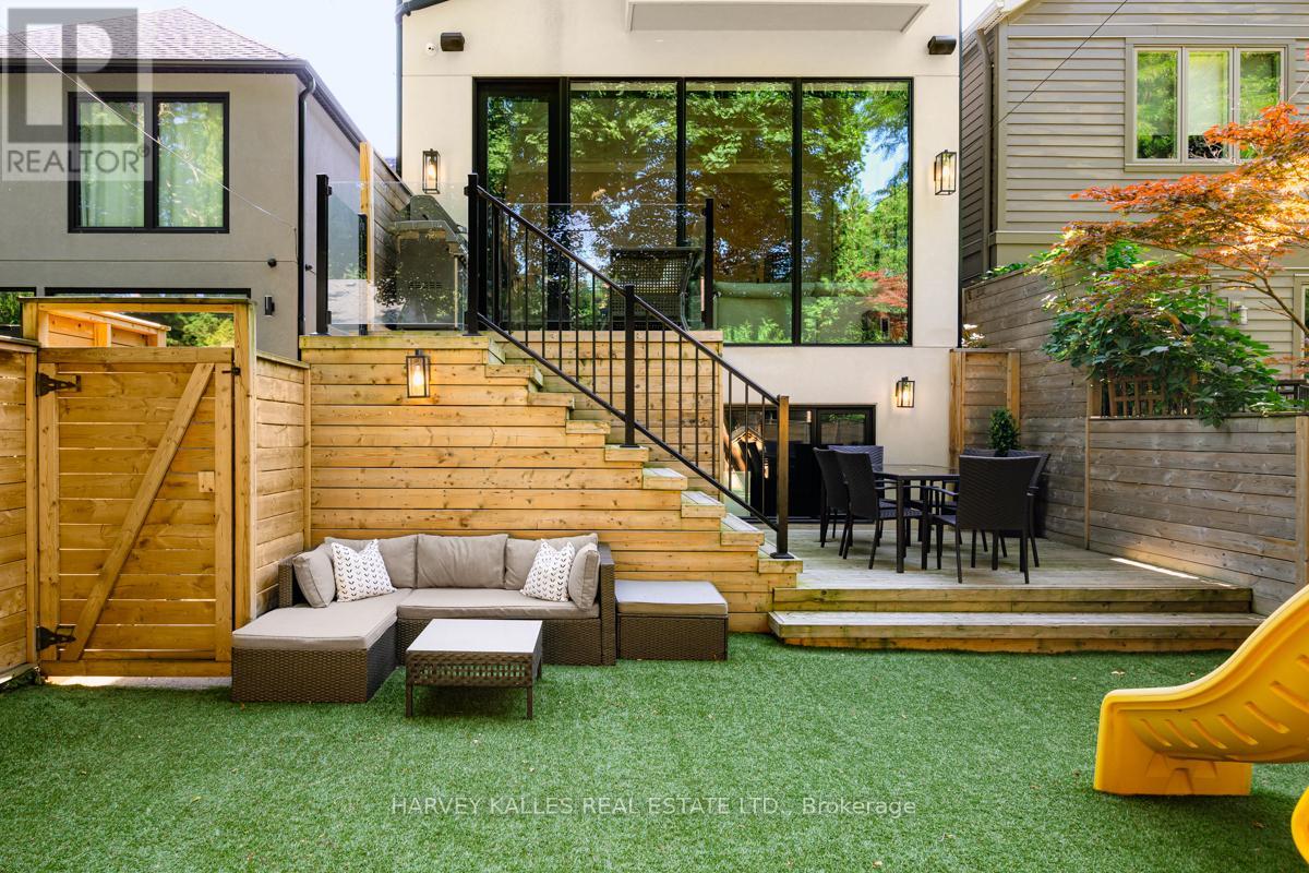 53 CASTLEWOOD ROAD