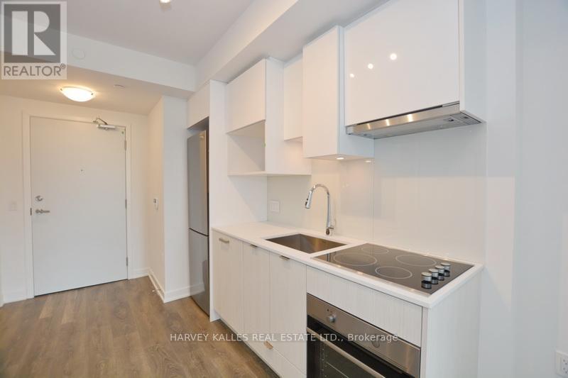 1413 - 195 REDPATH AVENUE