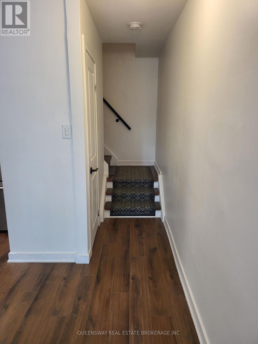 2 - 965 EGLINTON AVENUE W