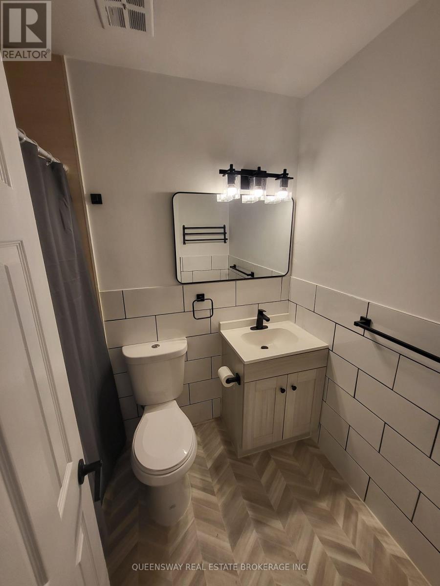 2 - 965 EGLINTON AVENUE W