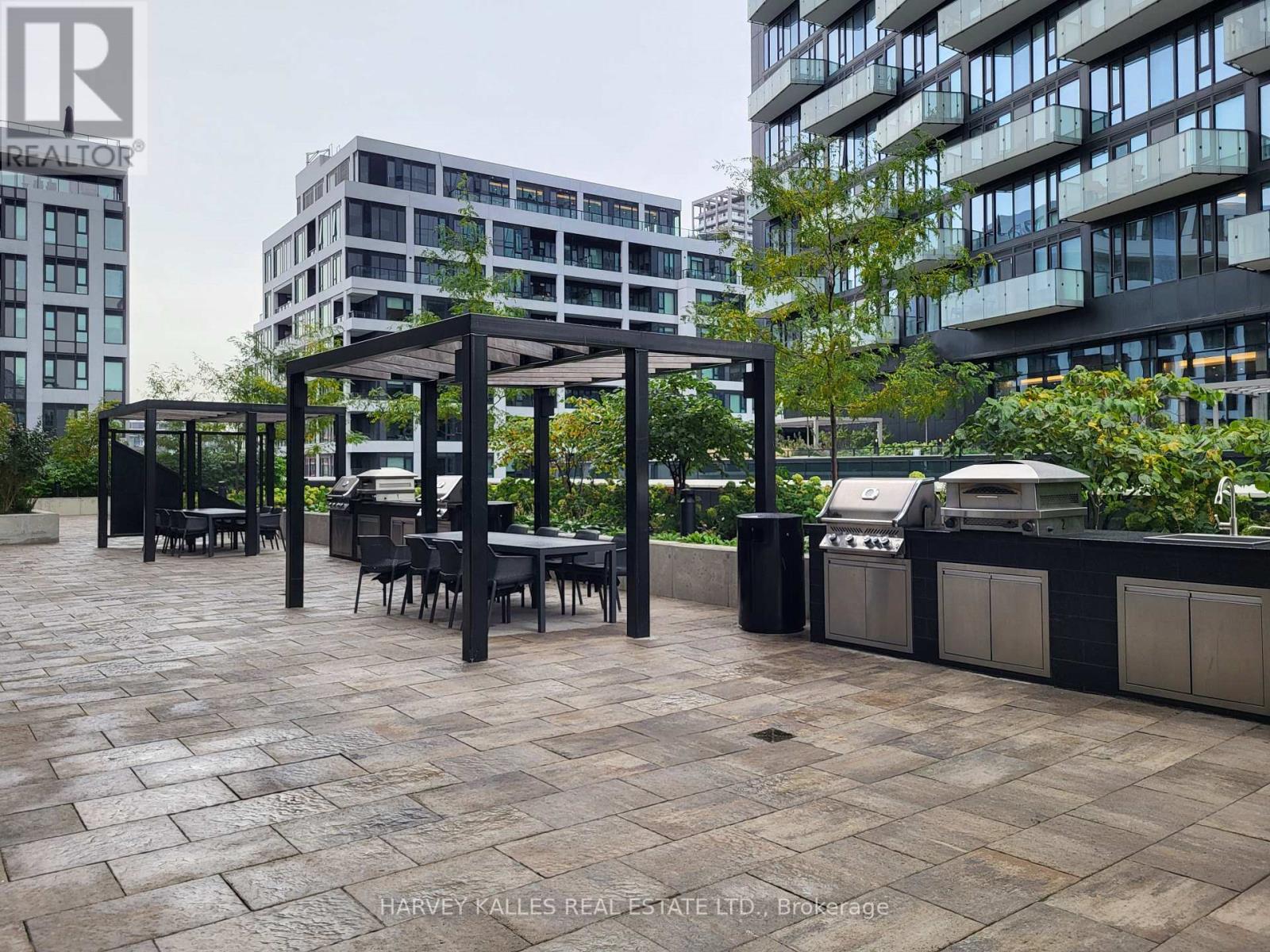 3003 - 470 FRONT STREET W