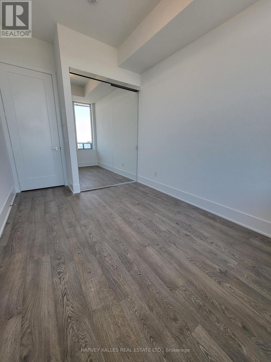 3003 - 470 FRONT STREET W