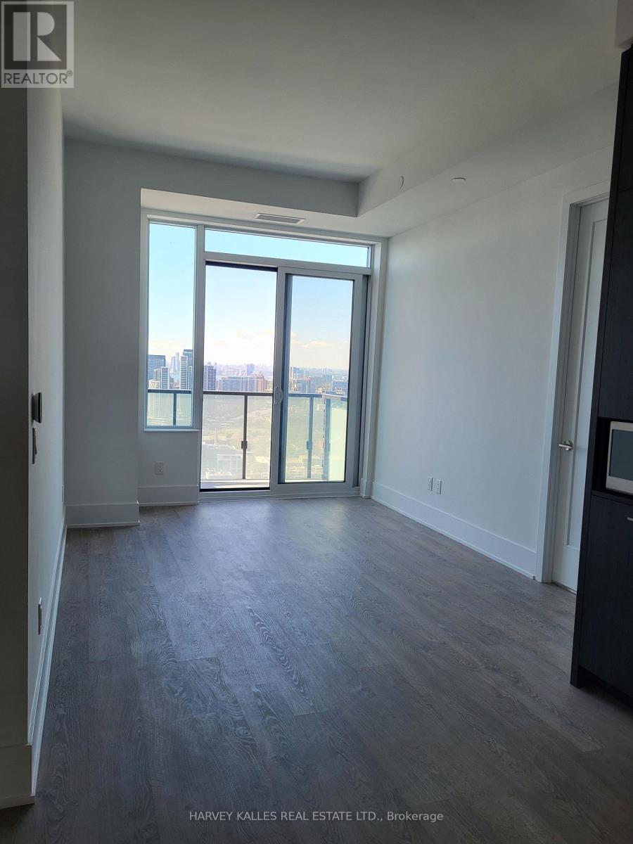 3003 - 470 FRONT STREET W
