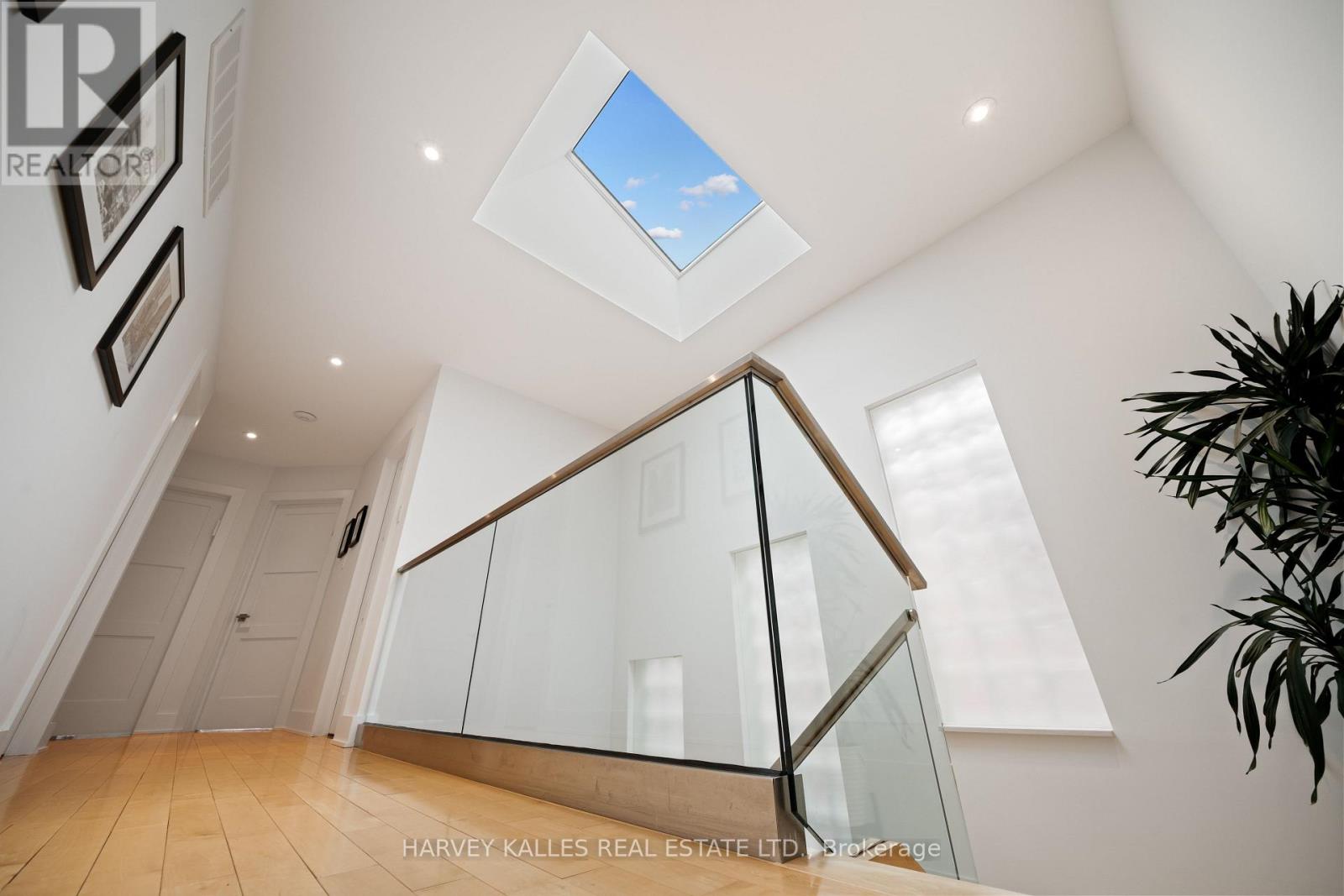 434 BEDFORD PARK AVENUE