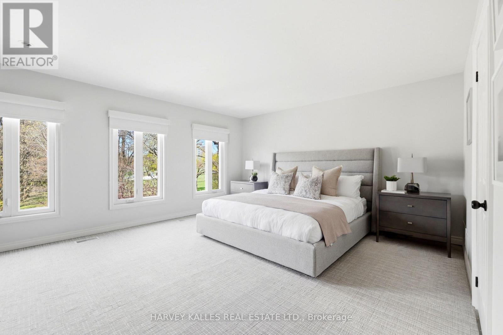 1065 SPADINA ROAD