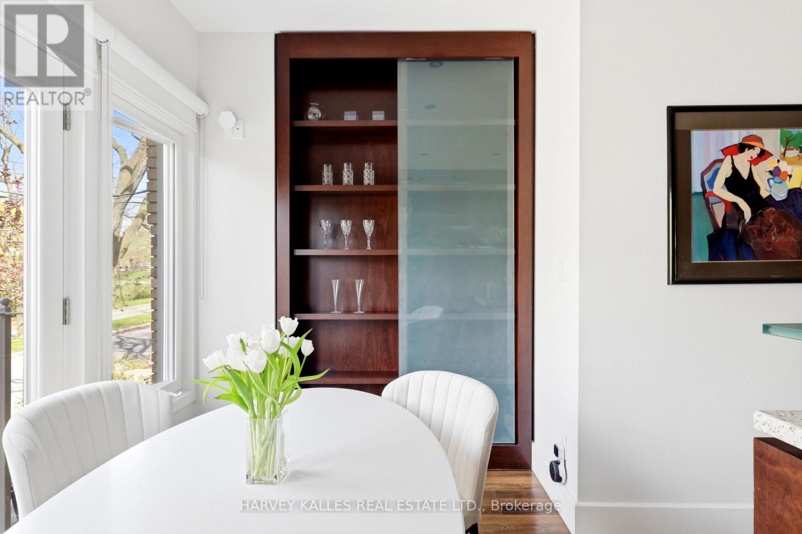 1065 SPADINA ROAD
