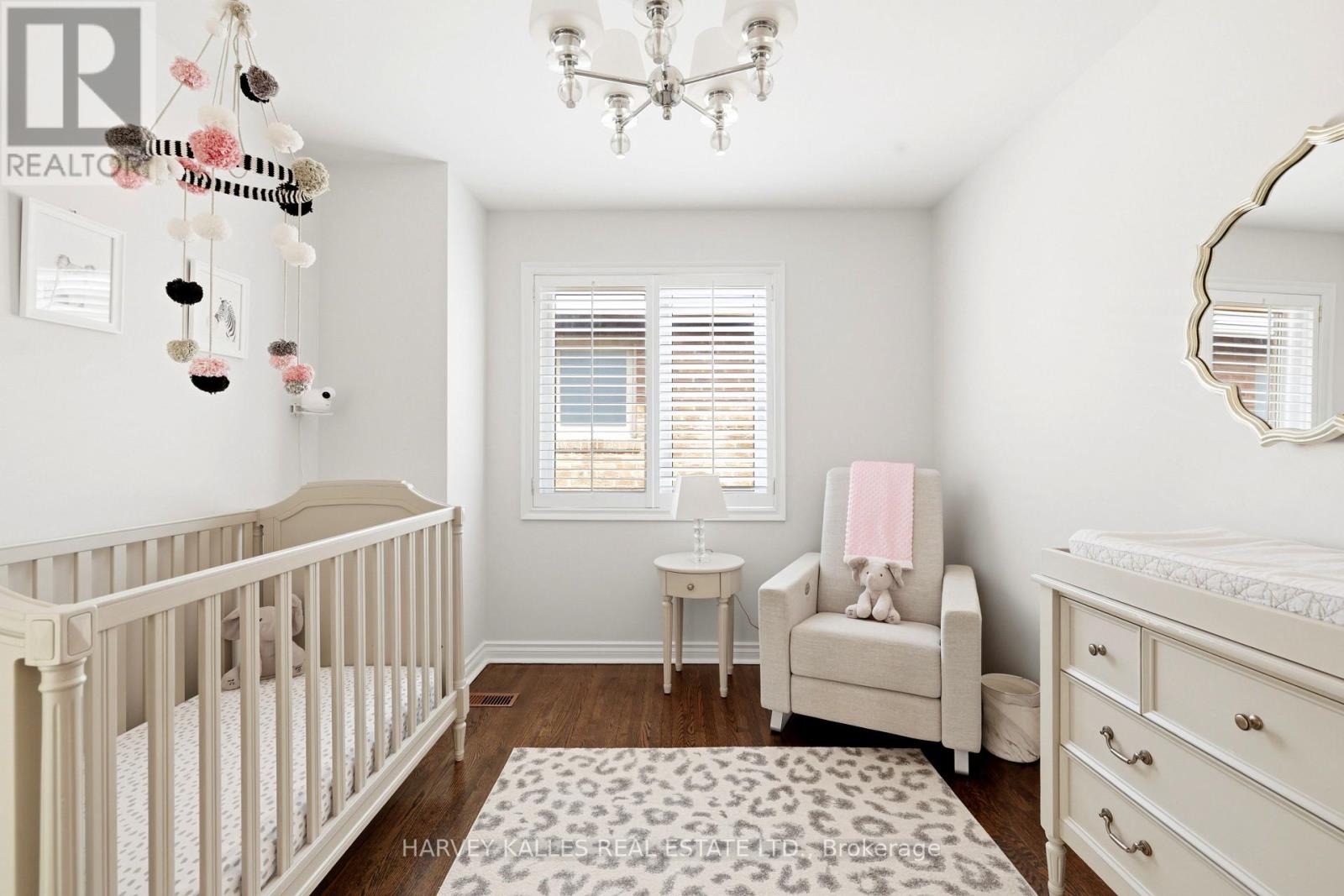 1065 SPADINA ROAD
