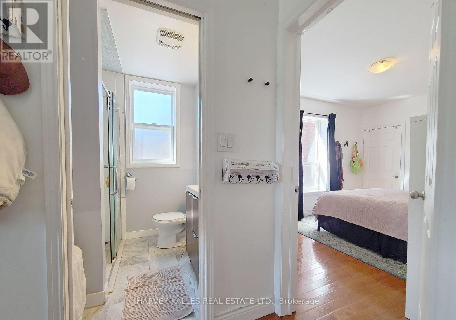 1 - 261 CRAWFORD STREET