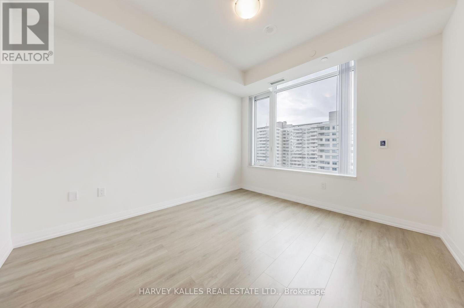 2407 - 25 HOLLY STREET