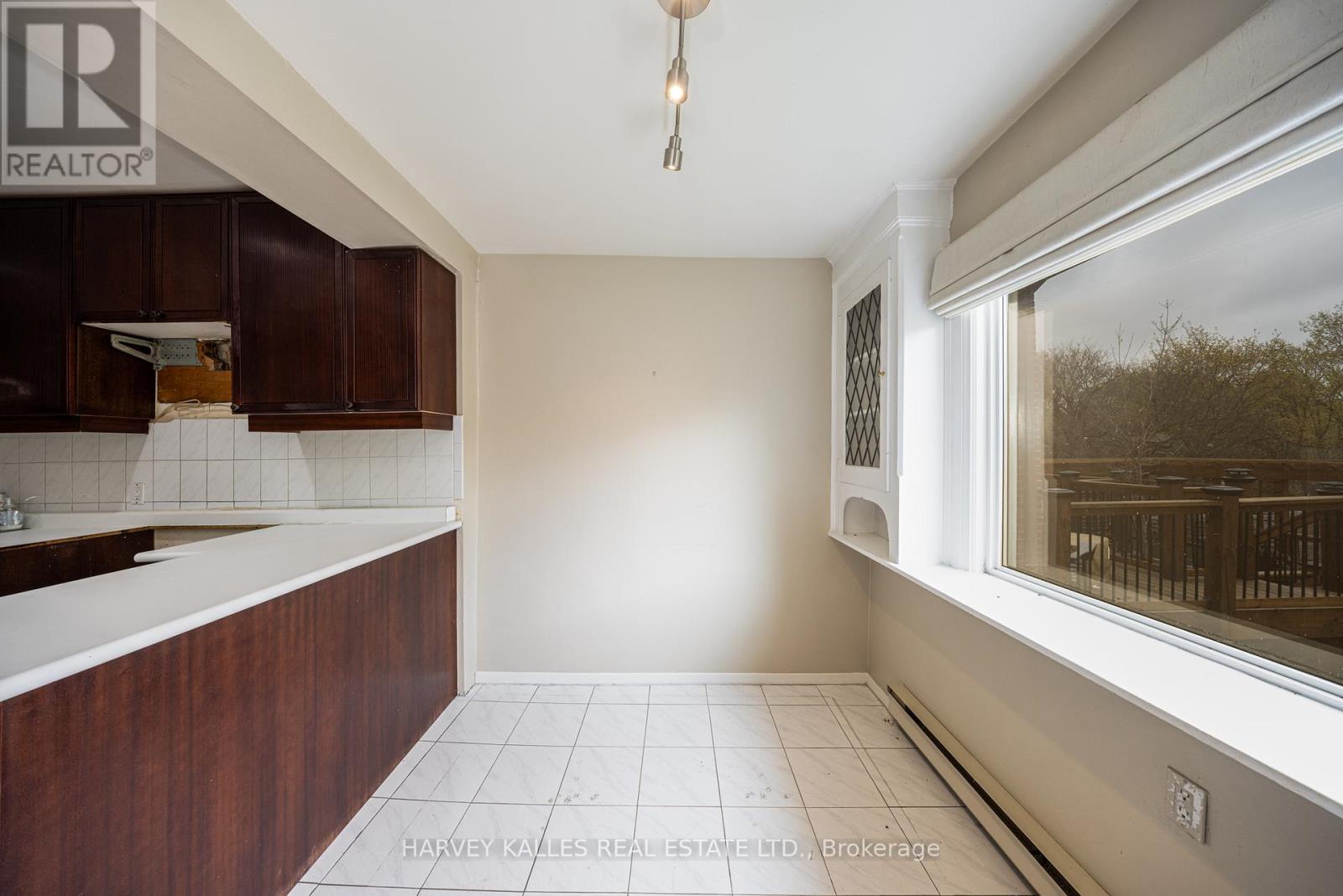 701 ORIOLE PARKWAY
