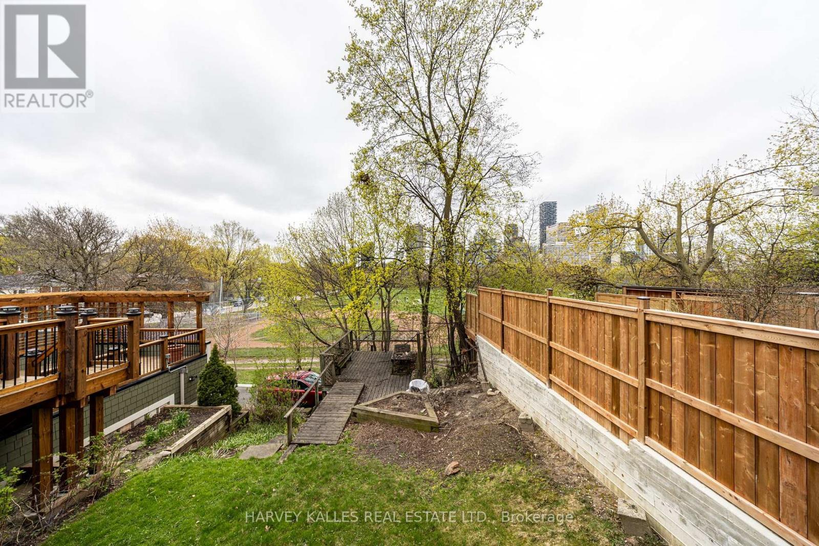 701 ORIOLE PARKWAY