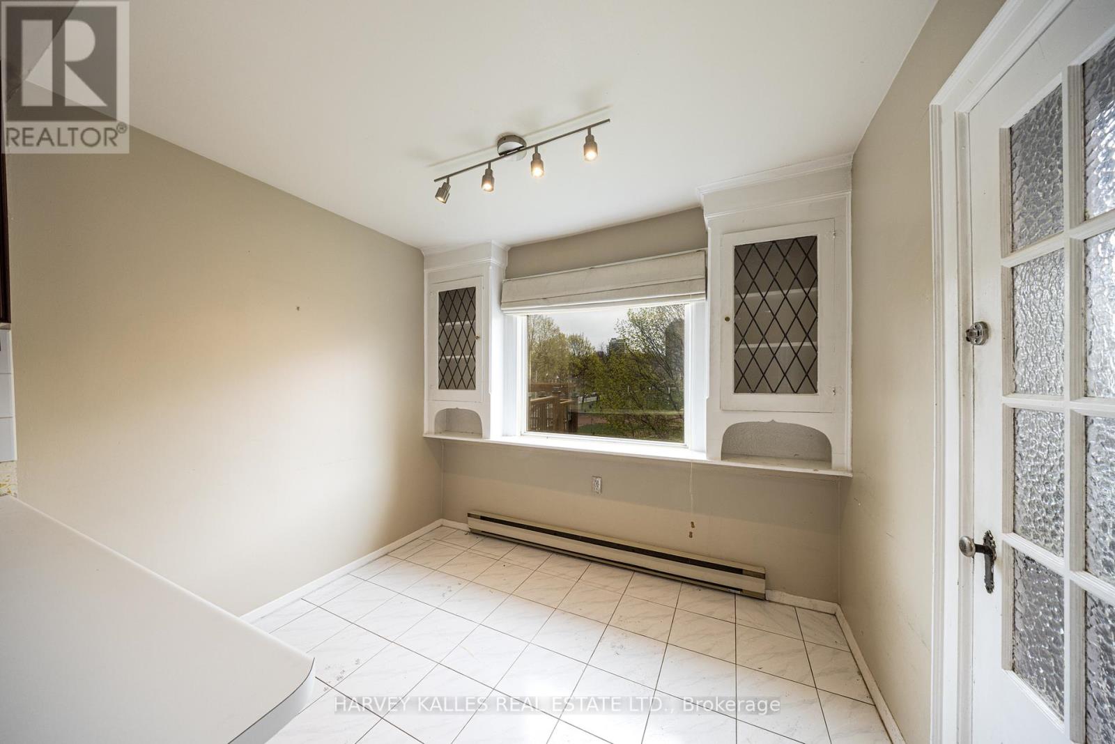 701 ORIOLE PARKWAY