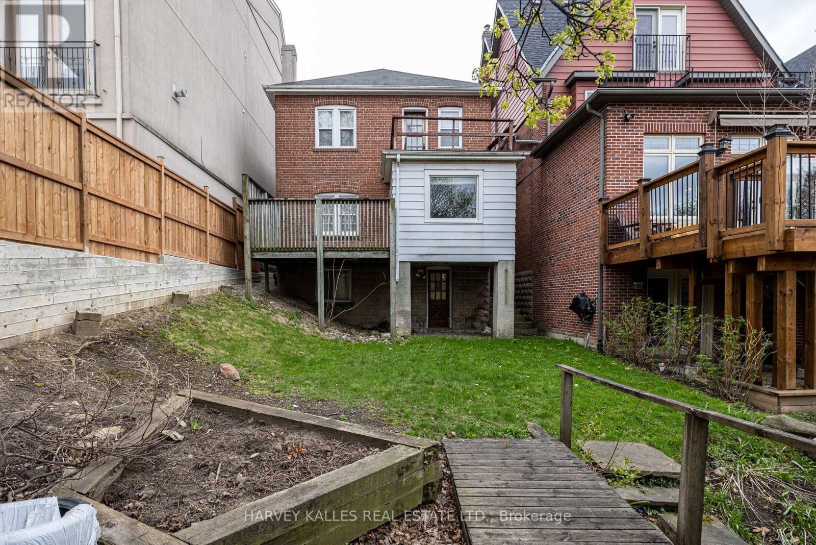 701 ORIOLE PARKWAY