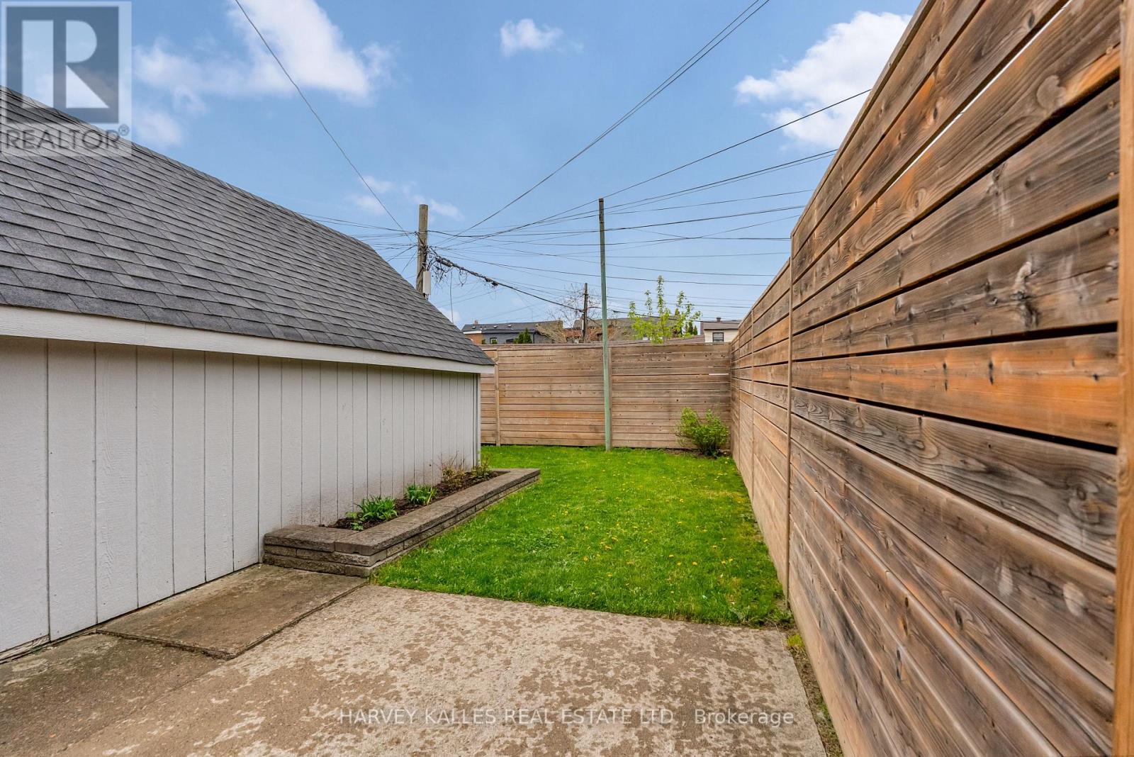 326 GLENHOLME AVENUE
