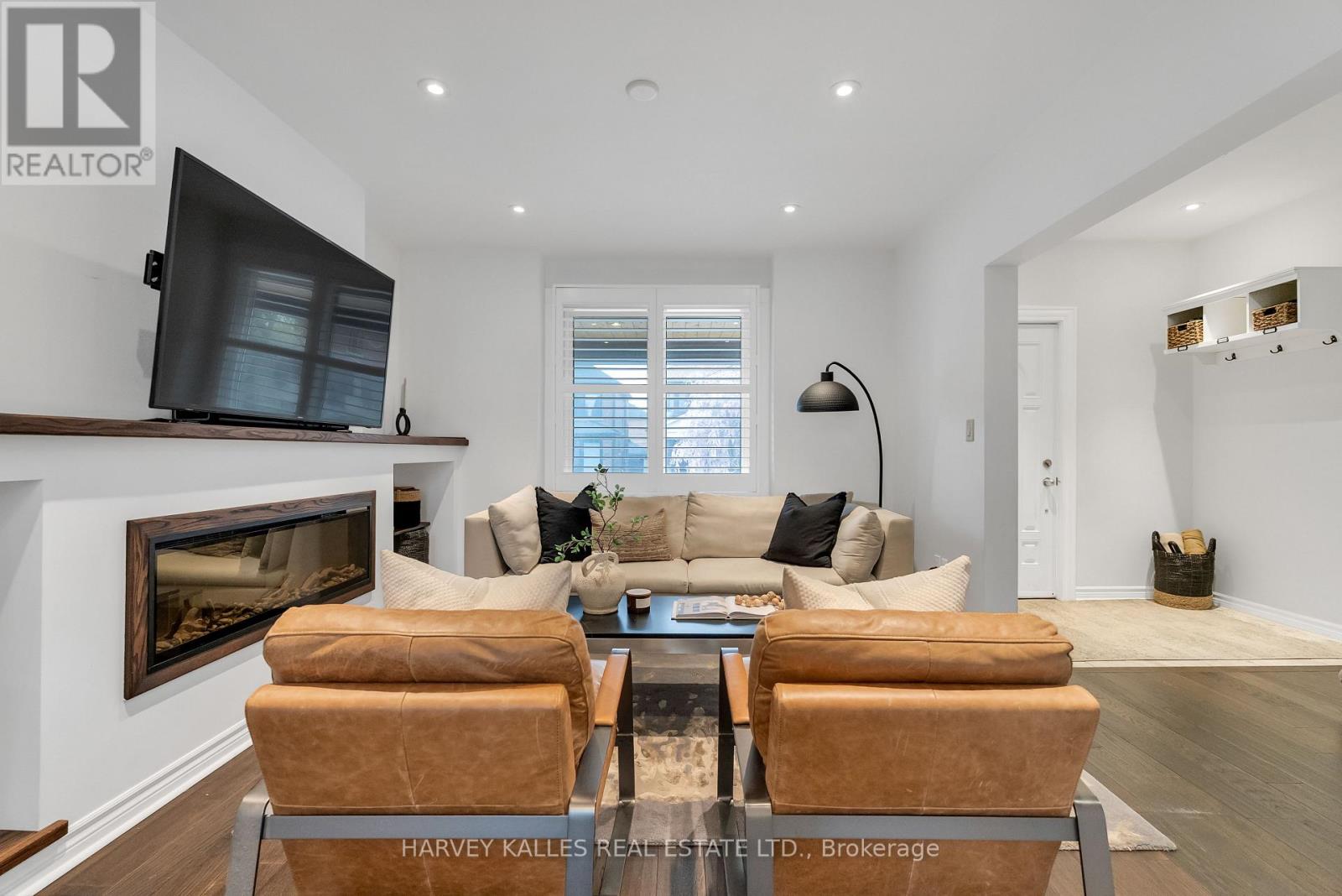 326 GLENHOLME AVENUE