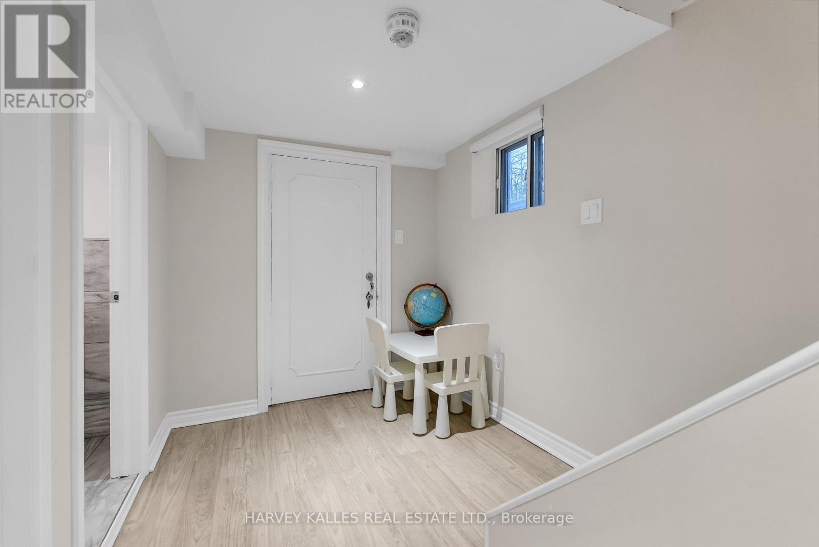 326 GLENHOLME AVENUE