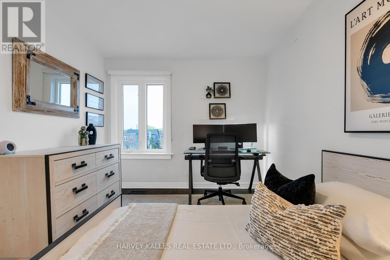 326 GLENHOLME AVENUE
