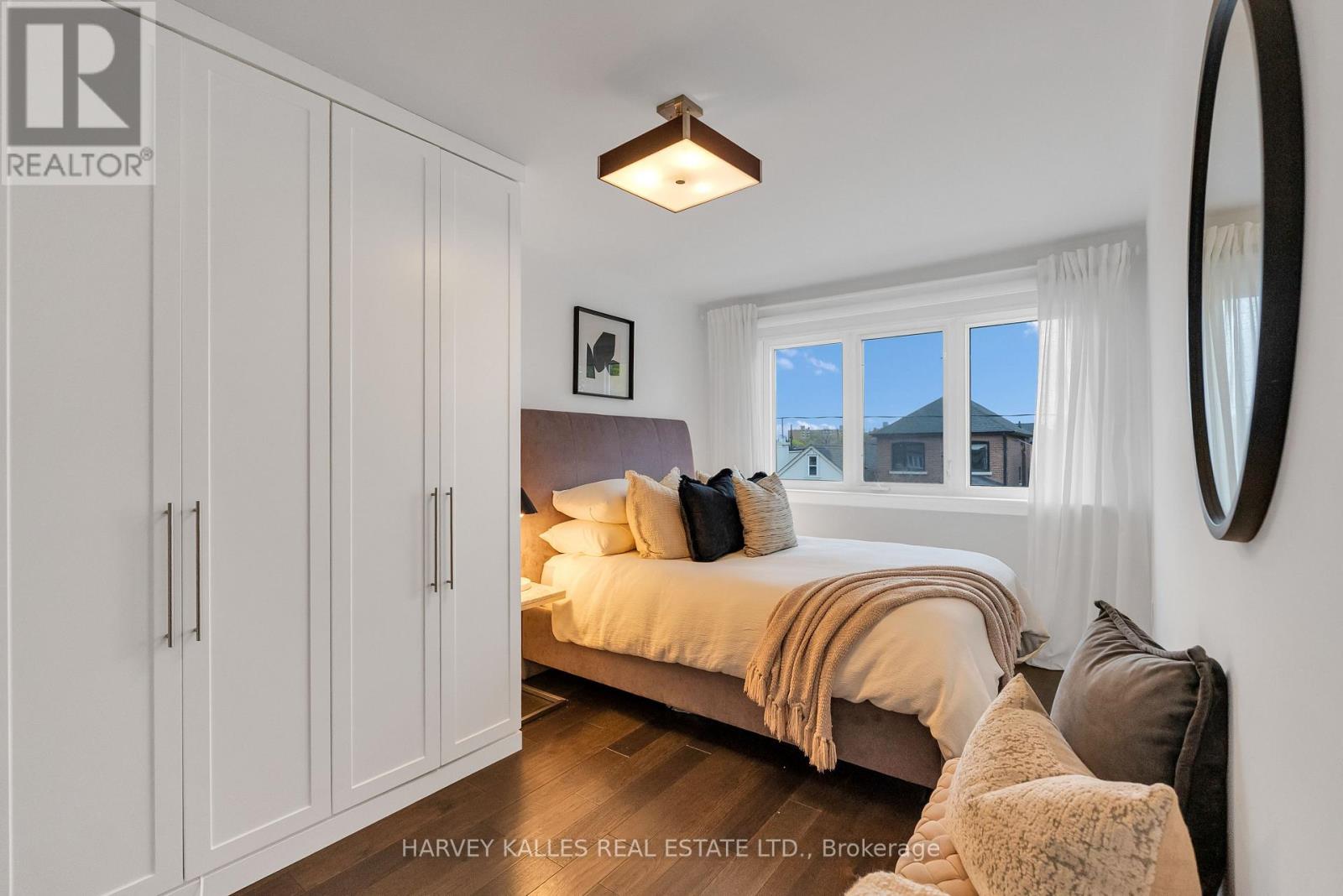 326 GLENHOLME AVENUE