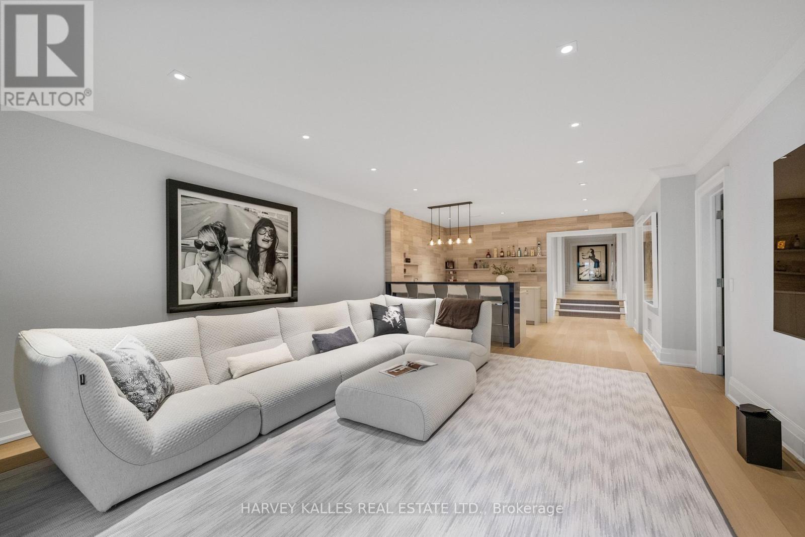 221 DUNVEGAN ROAD
