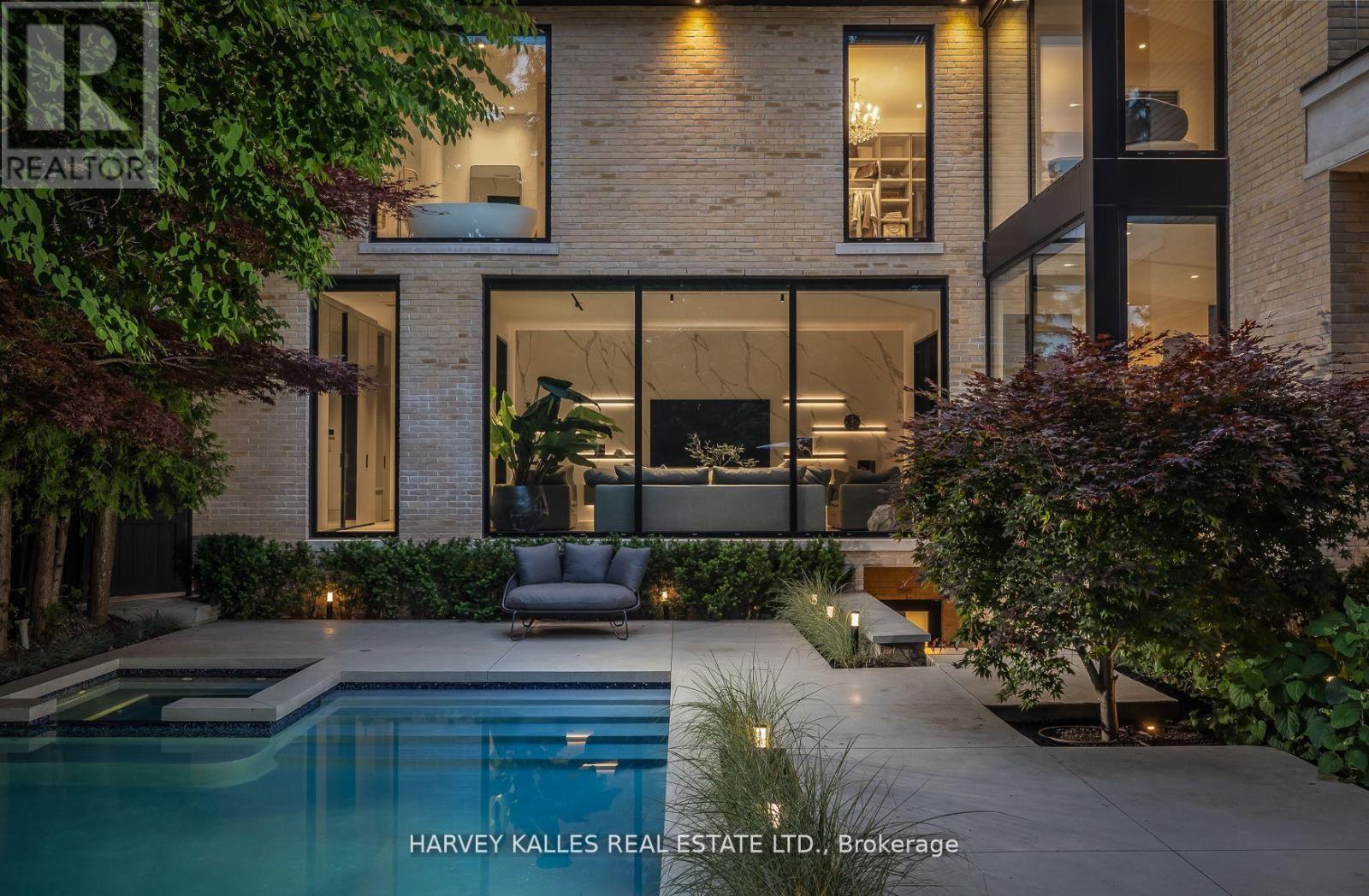 5 DEWBOURNE AVENUE