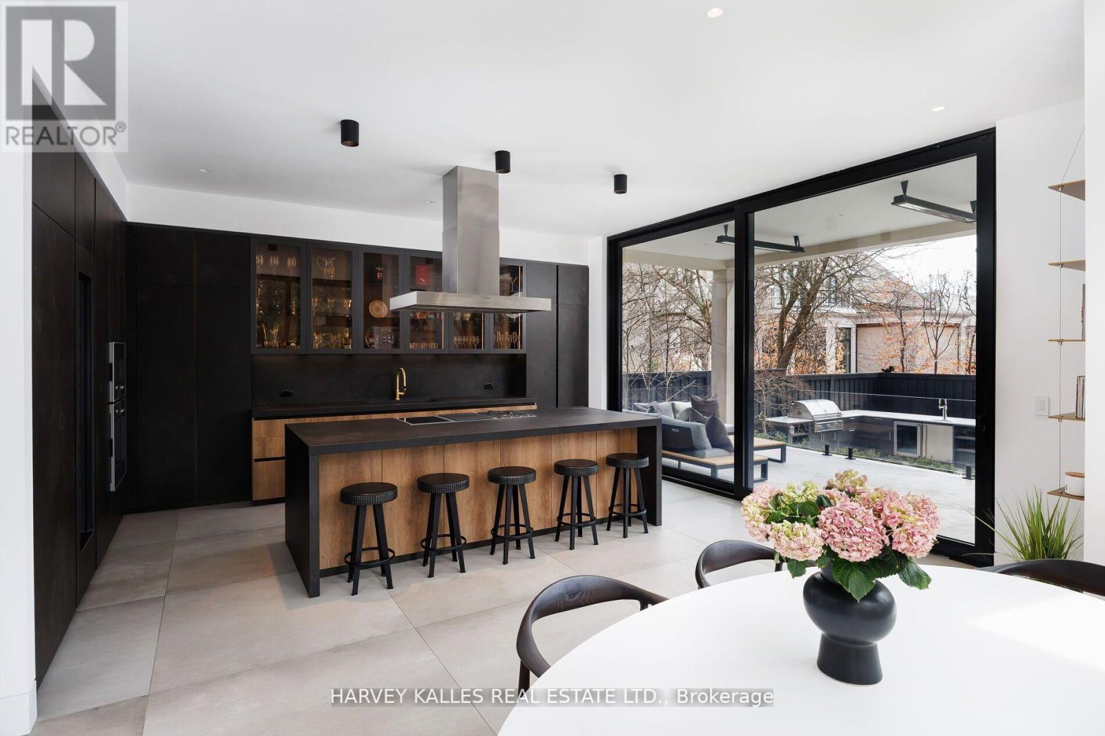 5 DEWBOURNE AVENUE
